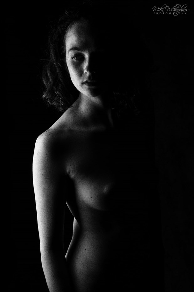 %230964 Artistic Nude Photo by Photographer Mike Willingham