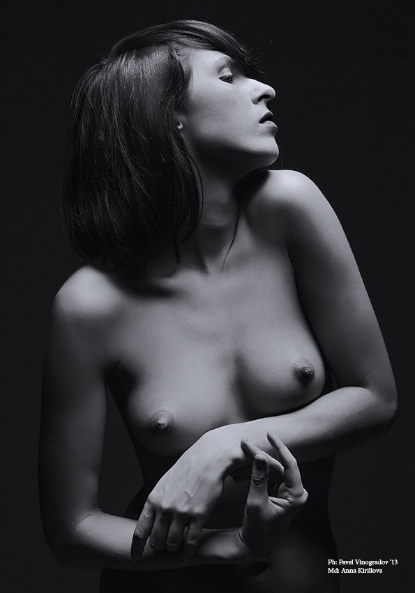*** Artistic Nude Photo by Photographer PavelVin