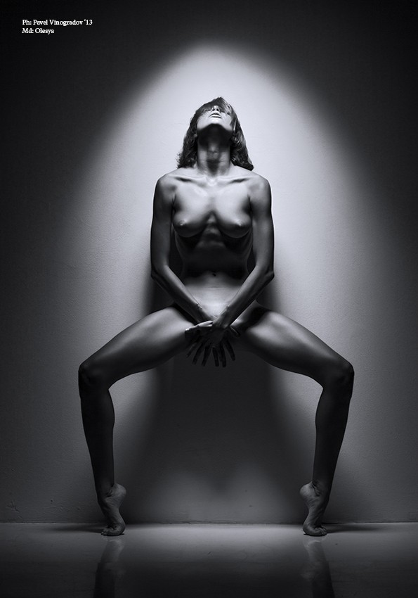 *** Artistic Nude Photo by Photographer PavelVin