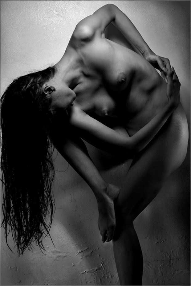  form artistic nude photo by photographer ray308