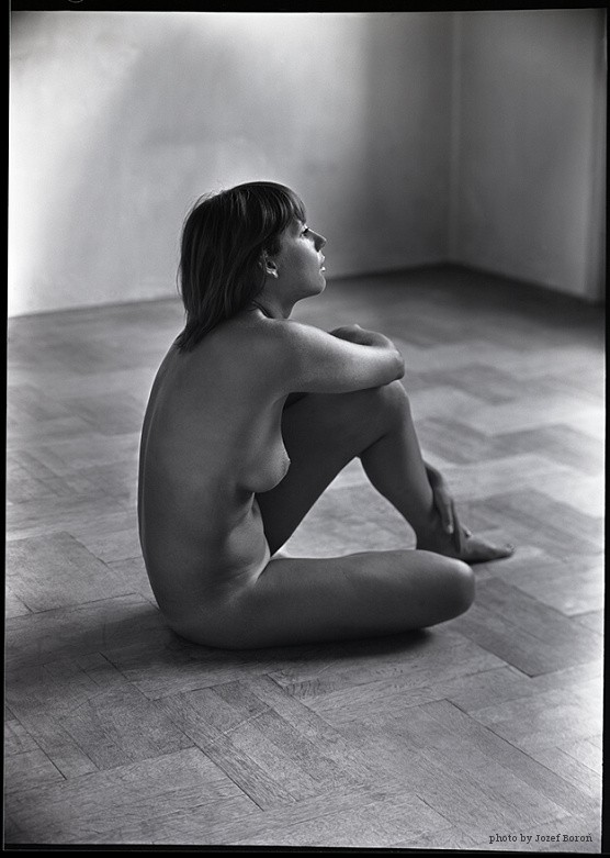 ... Implied Nude Photo by Photographer JB