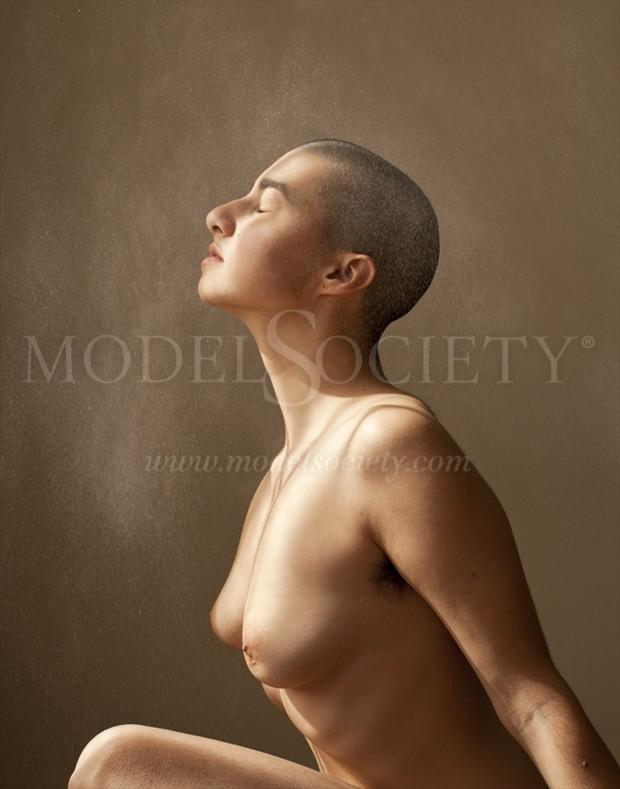 100Wara project Artistic Nude Photo by Photographer Mariah Carle