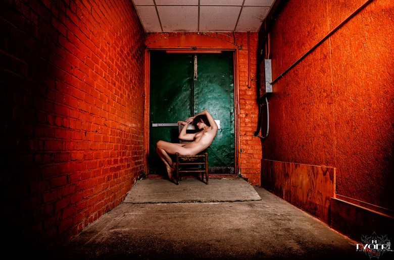 Abandon hope all ye who enter here Artistic Nude Photo by Photographer mtygerphoto
