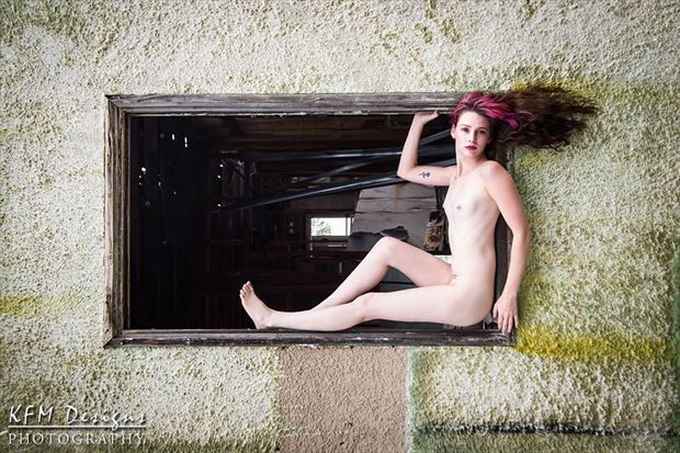 Abandoned Artistic Nude Artwork by Model Ortrun