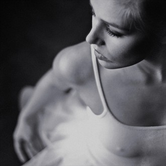 Adrianna Silhouette Photo by Photographer Marcin Kotwica