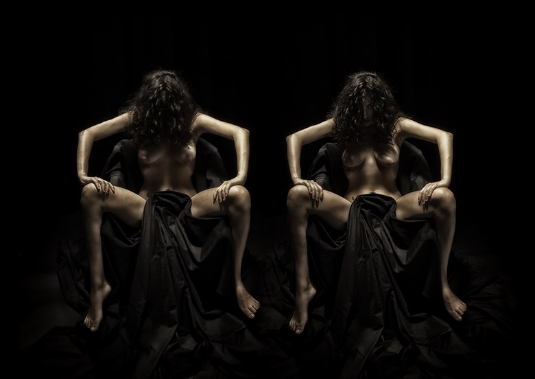 Alessandra Giulia Artistic Nude Photo by Photographer riccardo mari