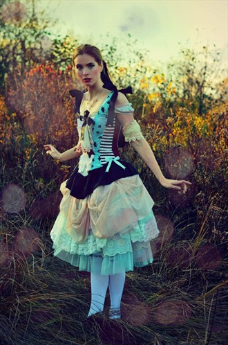 Alice In Wonderland Cosplay Photo by Model saramurphy