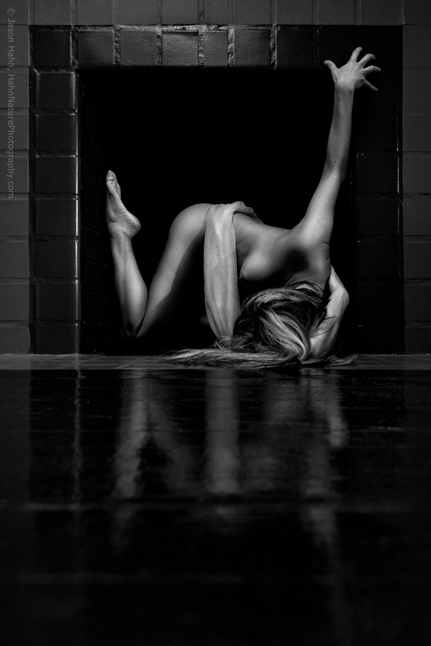 Alicia Dawn Artistic Nude Photo by Photographer Jason Hahn