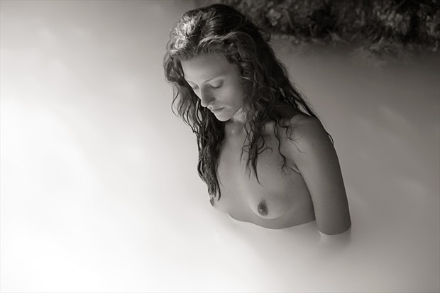 Along the River Artistic Nude Photo by Photographer adolfo valente