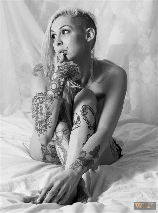 An afternoon in Wally's World 2 Tattoos Photo by Model LillieM 