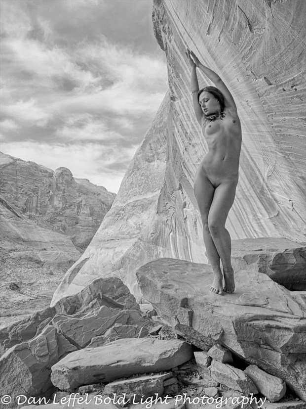 Anastasia at Lake Powell Artistic Nude Photo by Photographer Danlhsb