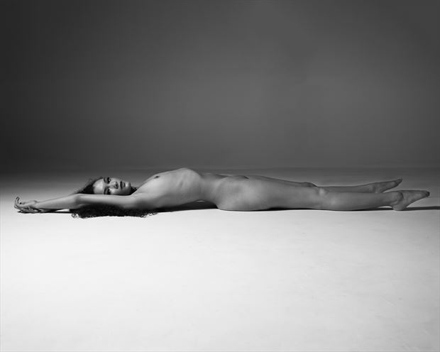 Anatomical  Artistic Nude Photo by Photographer MikeBlue