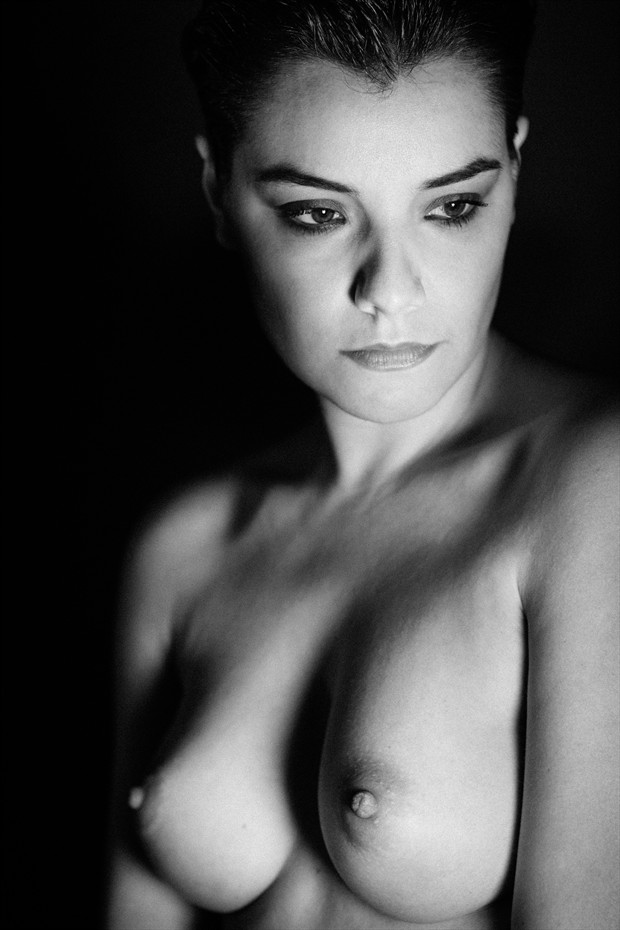 Angela Artistic Nude Photo by Photographer Nudaluce