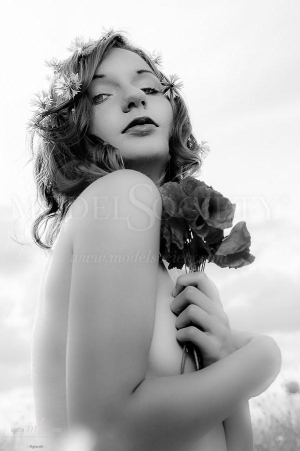 Angelika Sensual Photo by Photographer mfiglarski