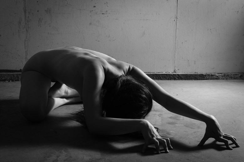 Anguish Artistic Nude Photo by Photographer Eldritch Allure