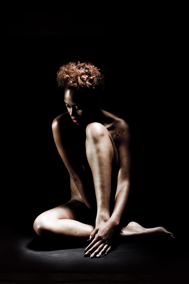 Artistic Nude Artwork by Photographer VisualVibe