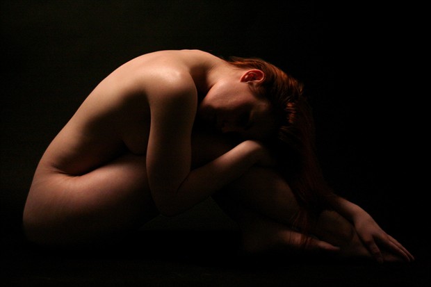 Artistic Nude Chiaroscuro Photo by Model AtenaMy
