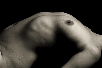 Artistic Nude Chiaroscuro Photo by Model Dolce Ambra