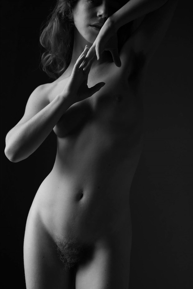 Artistic Nude Chiaroscuro Photo by Model Liv Sage
