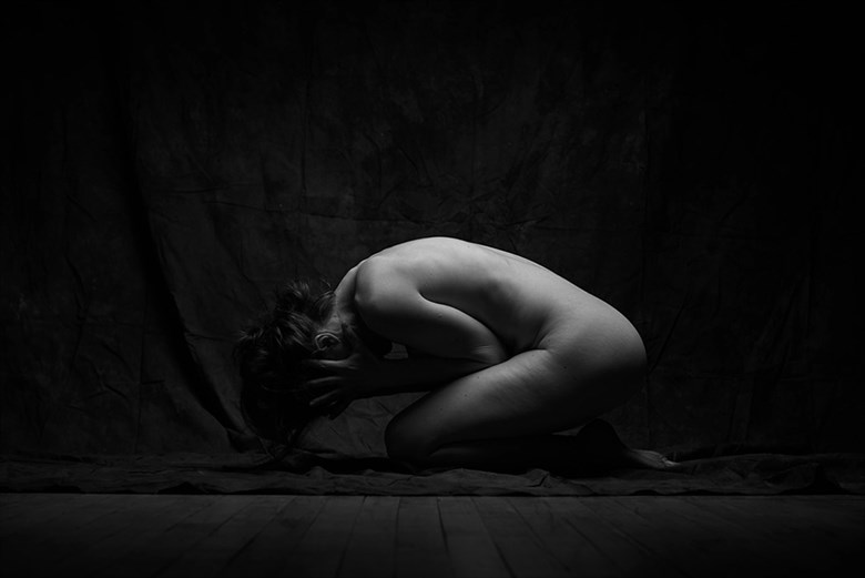 Artistic Nude Chiaroscuro Photo by Model erin elizabeth