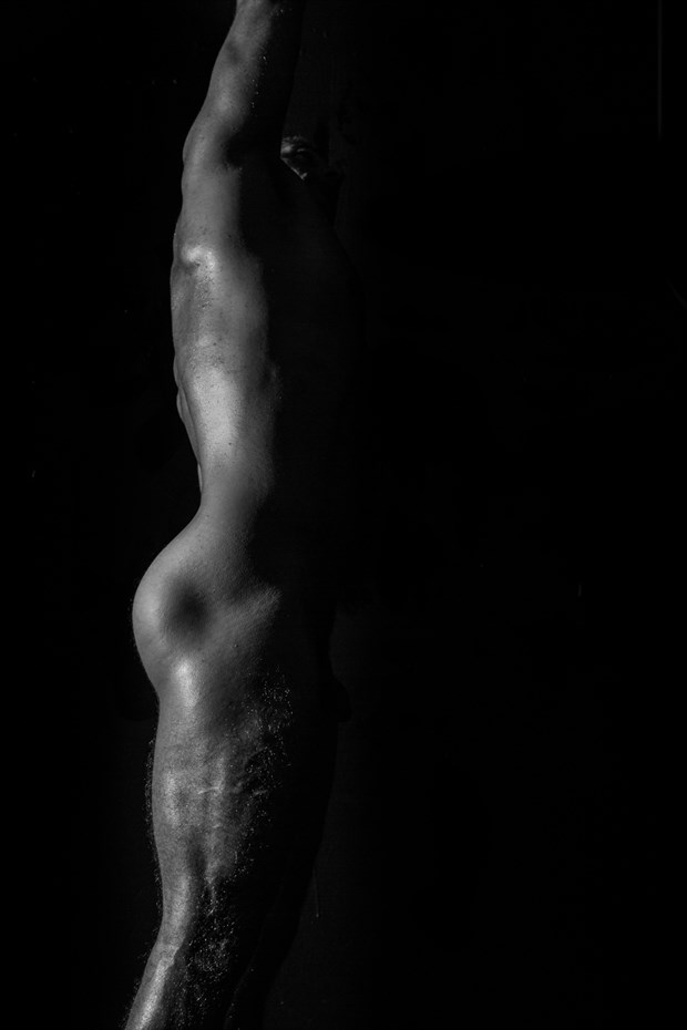 Artistic Nude Chiaroscuro Photo by Photographer DokWright