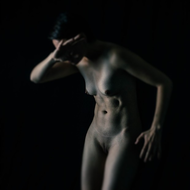 Artistic Nude Chiaroscuro Photo by Photographer Marc Saintz