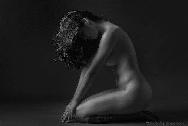 Artistic Nude Chiaroscuro Photo by Photographer Mondo