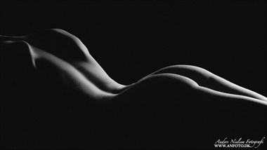 Artistic Nude Close Up Photo by Photographer Anders Nielsen
