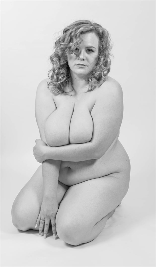 Artistic Nude Erotic Artwork by Model LuluLoveModel