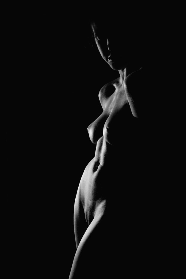 Artistic Nude Erotic Photo by Artist bluebird101