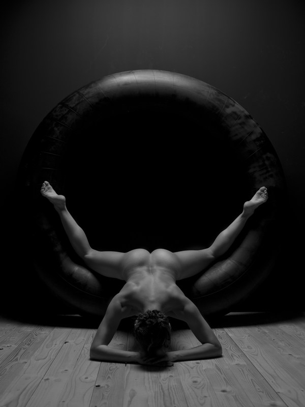 Artistic Nude Erotic Photo by Model Helena G