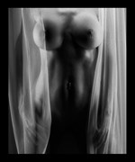 Artistic Nude Erotic Photo by Model Sirsdarkstar