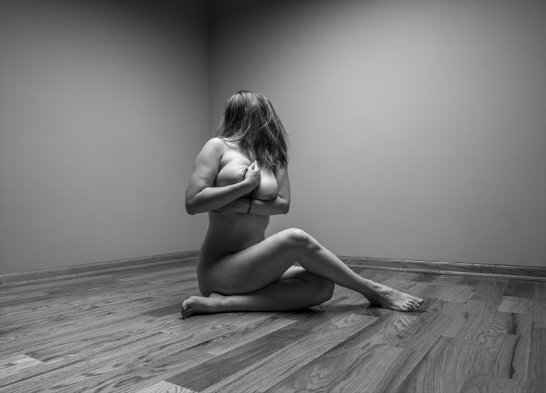 Artistic Nude Erotic Photo by Photographer Axiaelitrix