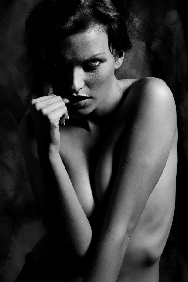 Artistic Nude Erotic Photo by Photographer Ellebbi