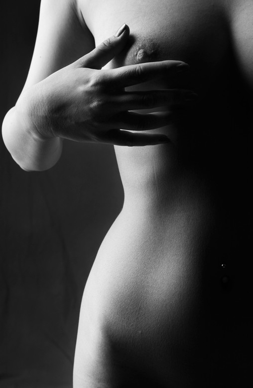 Artistic Nude Erotic Photo by Photographer MITSUO SUZUKI