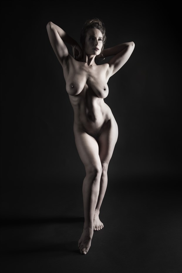 Artistic Nude Erotic Photo by Photographer Tommy 2's