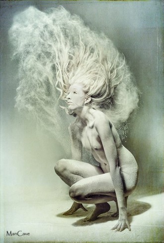 Artistic Nude Experimental Photo by Model GoldenIvory