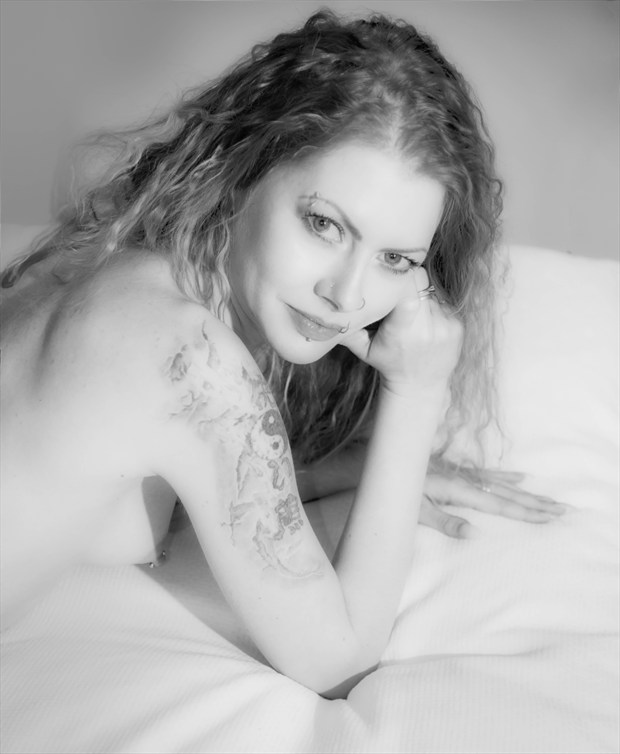 Artistic Nude Expressive Portrait Photo by Photographer Salim