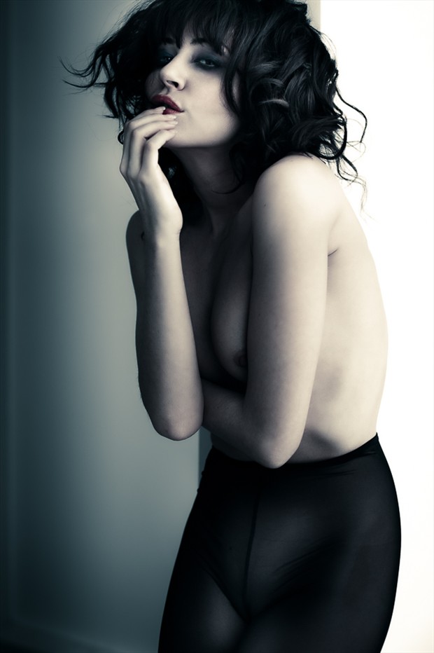 Artistic Nude Fashion Photo by Model ArainaN