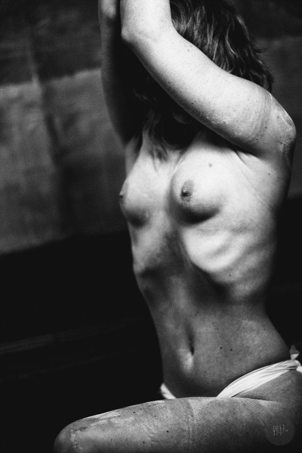 Artistic Nude Fetish Photo by Photographer Neil_Whiteley