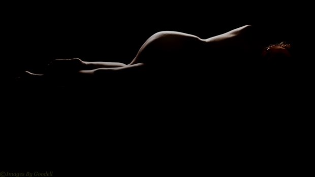 Artistic Nude Figure Study Photo by Model Dulcie Diablo