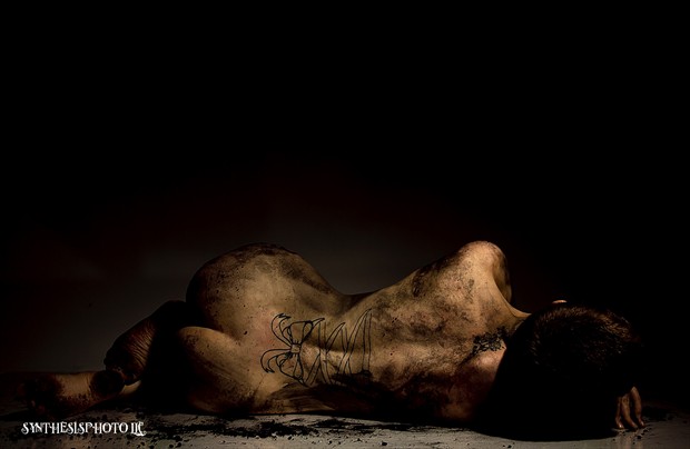 Artistic Nude Figure Study Photo by Model Jennuh Jabberwock