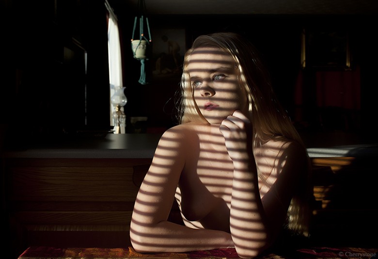 Artistic Nude Figure Study Photo by Model Jordan Bunniie