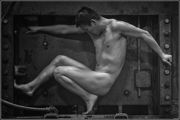 Artistic Nude Figure Study Photo by Model Vinny M