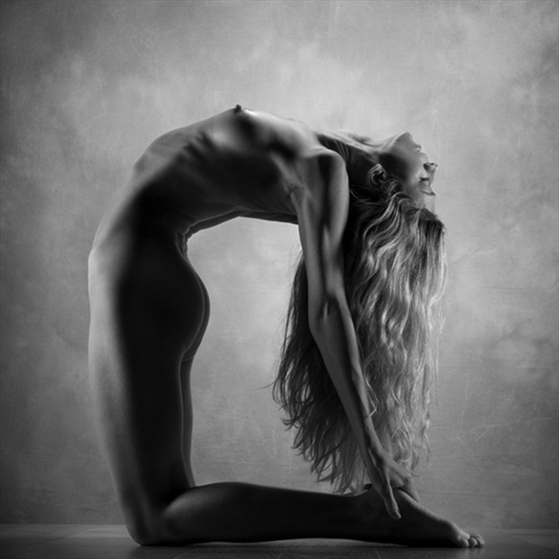 Artistic Nude Figure Study Photo by Photographer AJ Kahn
