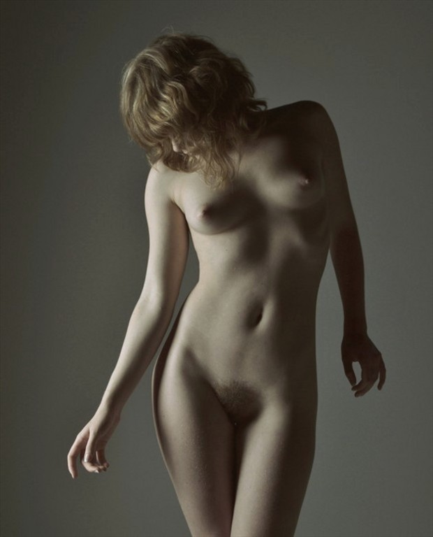 Artistic Nude Figure Study Photo by Photographer Tony Pattinson