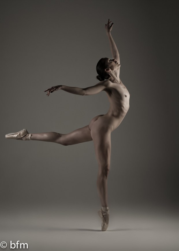 Artistic Nude Figure Study Photo by Photographer bmargolis