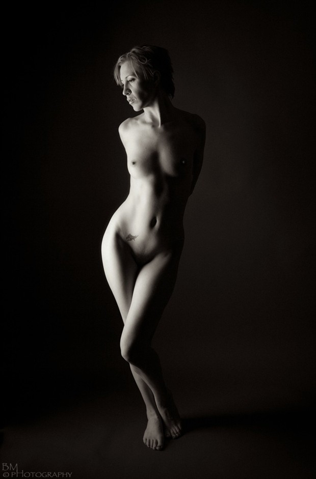 Artistic Nude Glamour Photo by Photographer BMPhotography