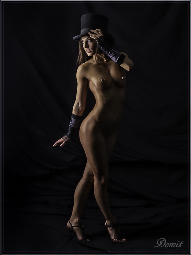 Artistic Nude Glamour Photo by Photographer Domit