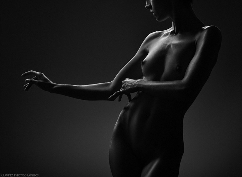 Artistic Nude Implied Nude Photo by Photographer Sasha Onyshchenko